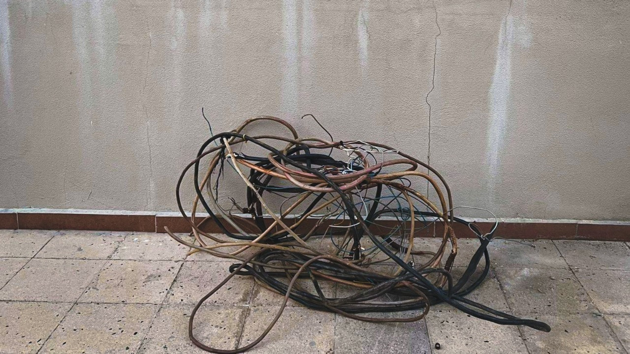 Kablo hırsızları yakalandı