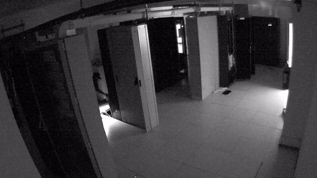 Bir mahalle hırsızlık yüzünden 2 gün internetsiz kaldı