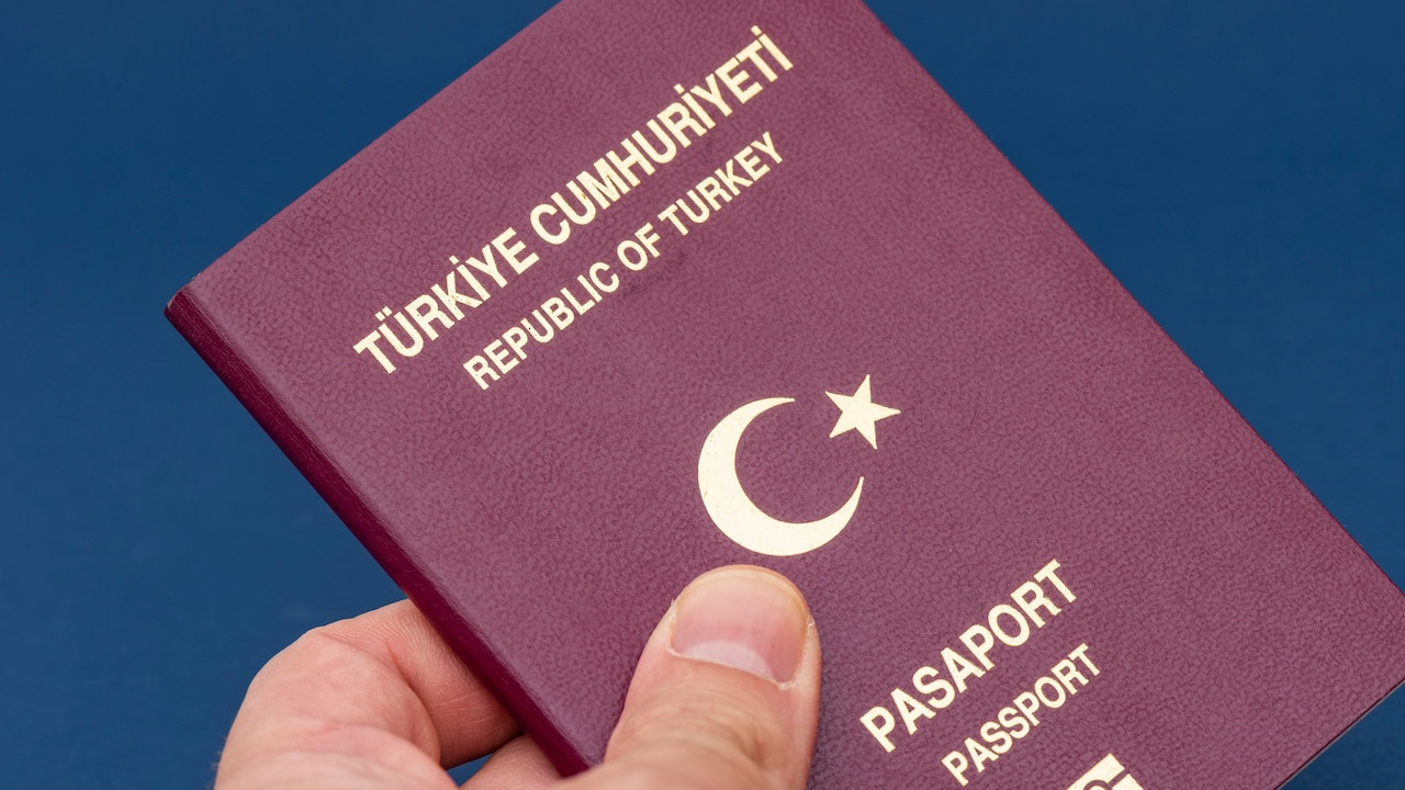 İşte dünyanın en güçlü pasaportları: Türkiye bir sıra yükseldi
