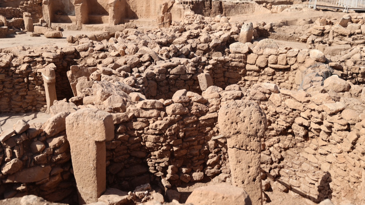 Karahantepe'de 30'dan fazla kulübe ortaya çıkarıldı