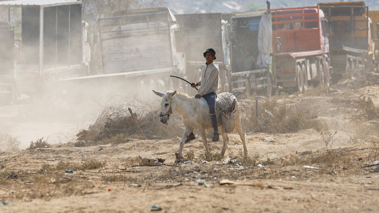 UNRWA: Gazze'de domatesin kilosu 15 dolar