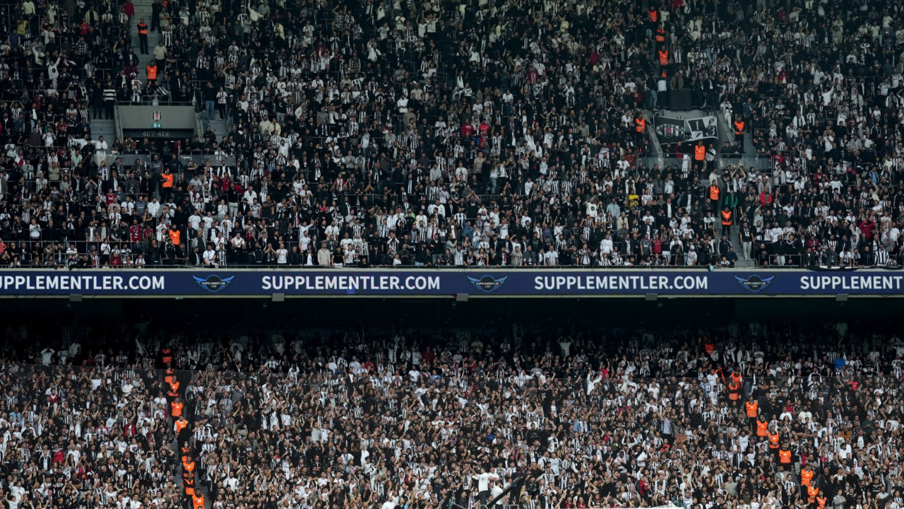 Beşiktaş karıştı: Dolmabahçe’de 3 isim ıslıklandı