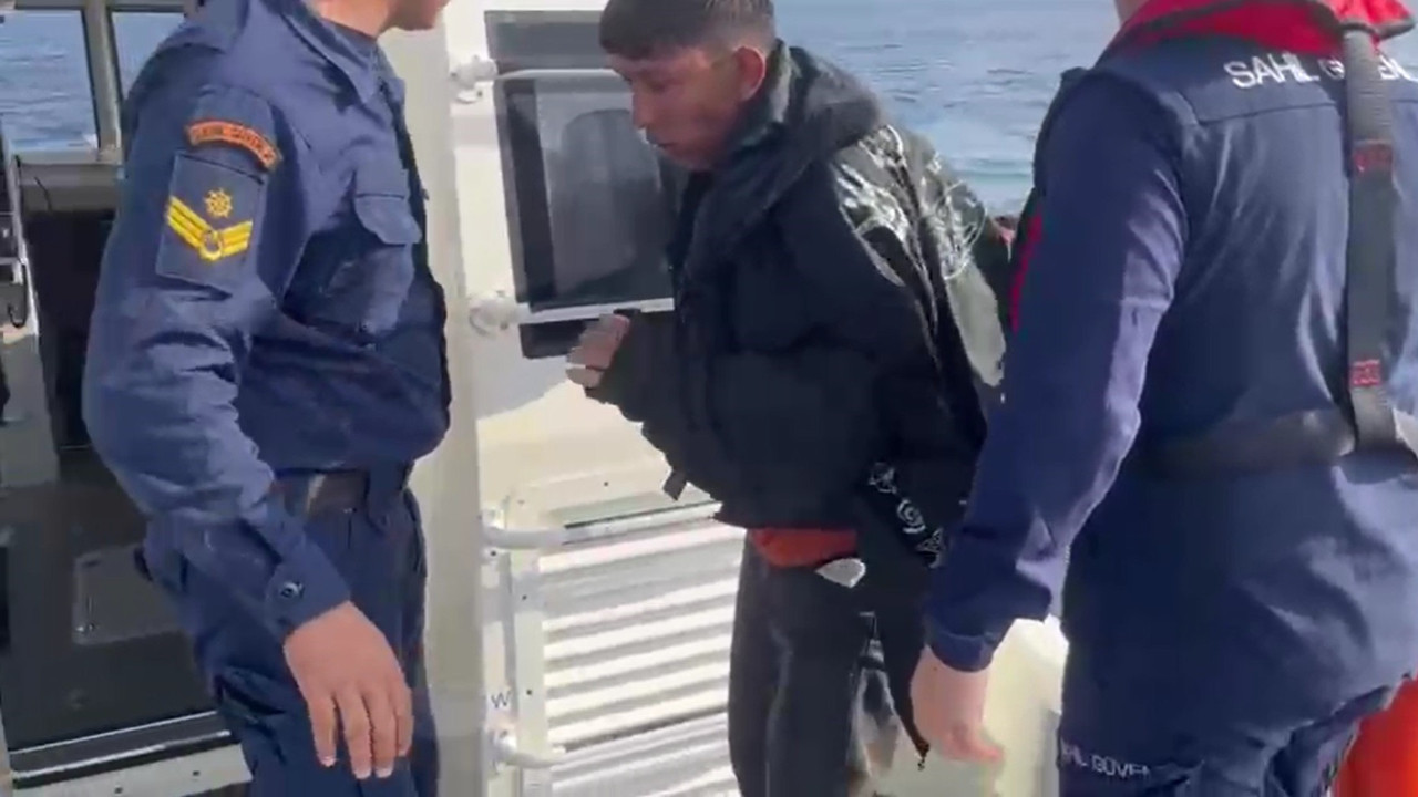 Yüzerek Yunanistan’a geçmeye çalıştı