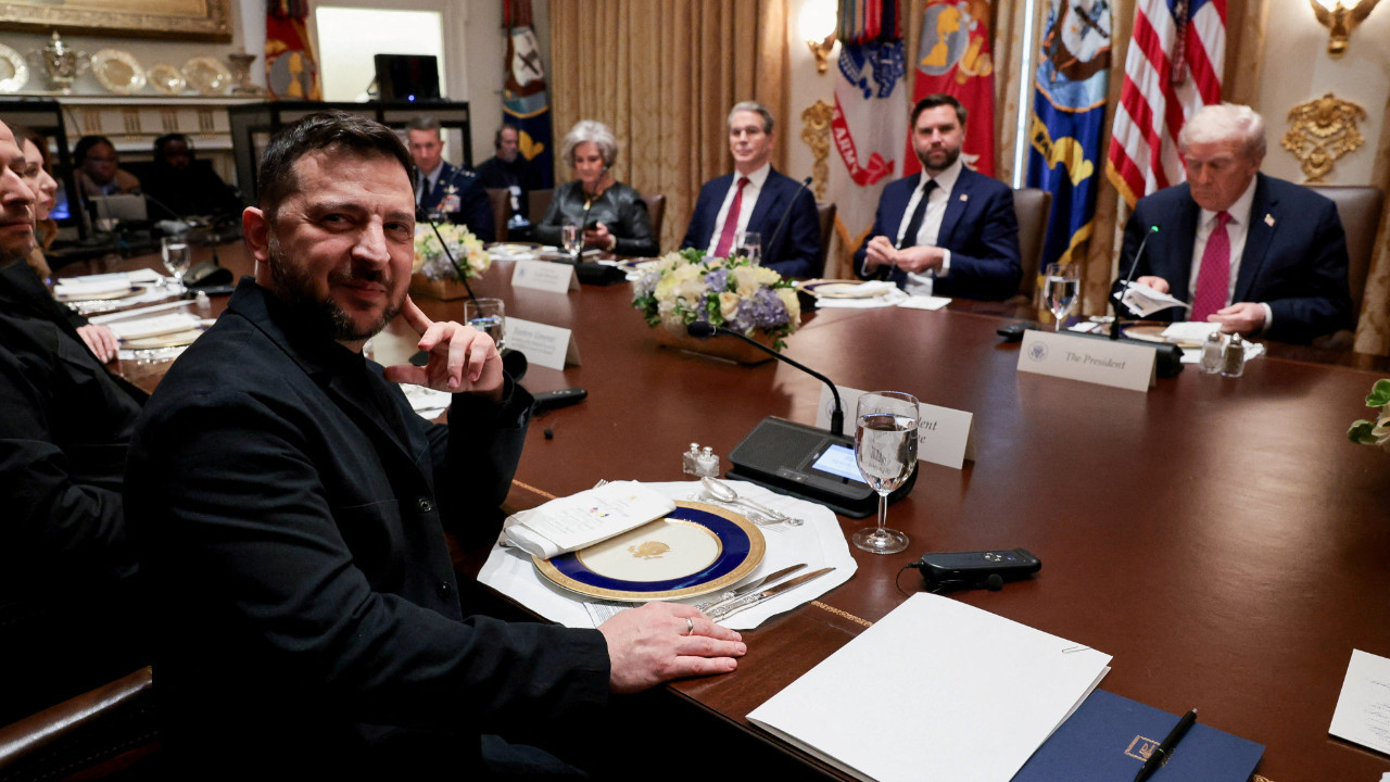 Zelenskiy: Davet edilirsem Budapeşte'ye giderim