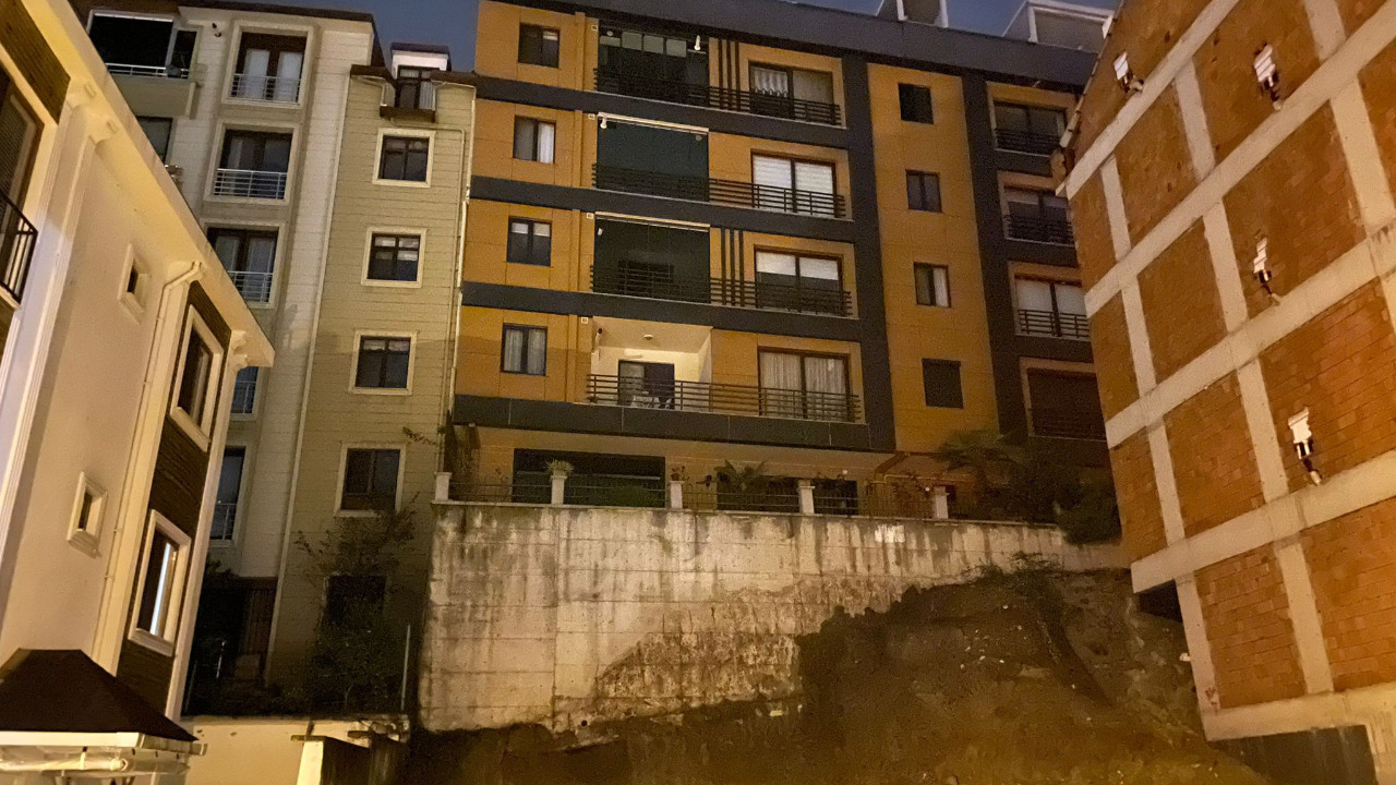 Zemin kaydı, 2 bina tahliye edildi