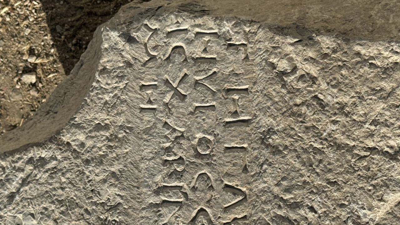 Antik döneme ait 3 yazıt bulundu: Biri çocuk mezarına ait