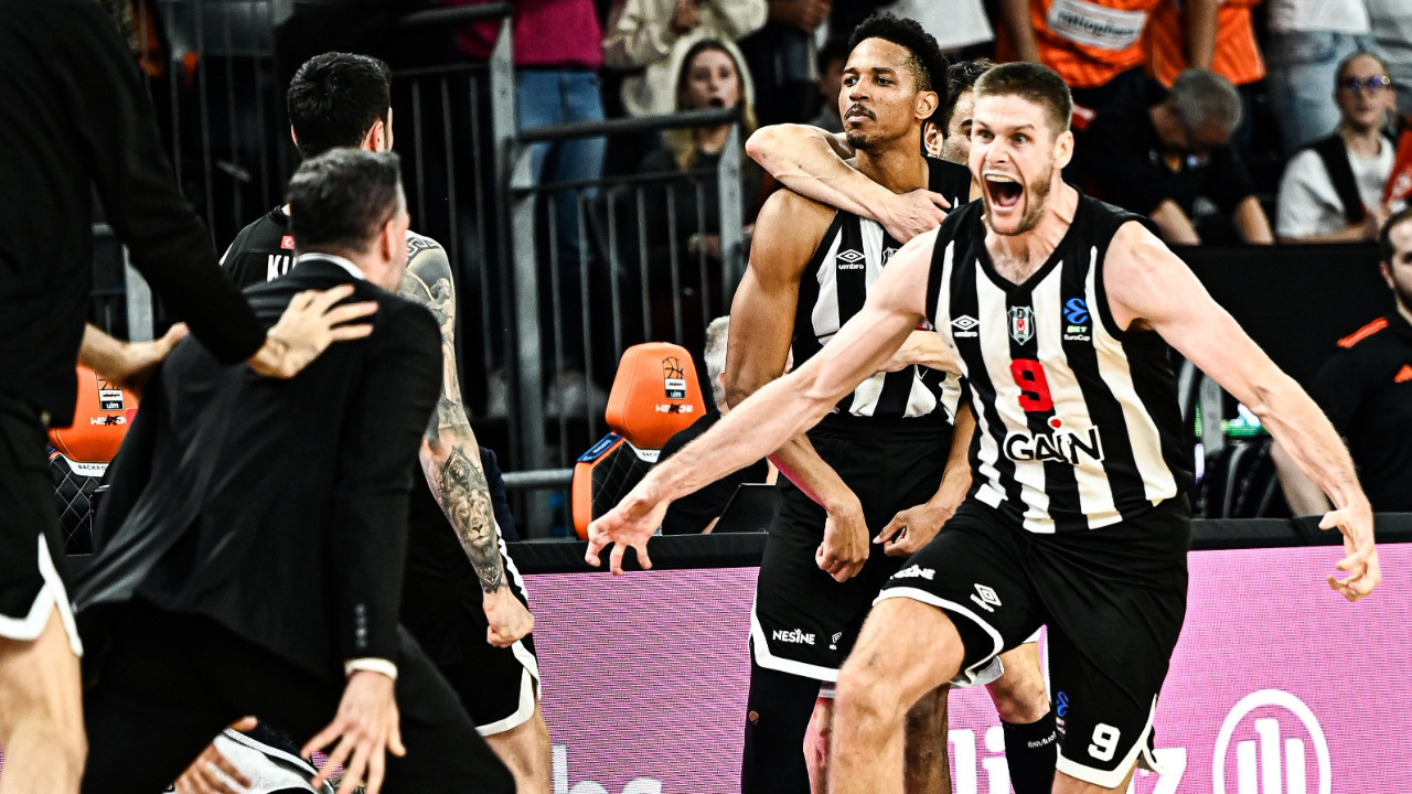 Beşiktaş, Almanya'da son saniye üçlüğü ile kazandı