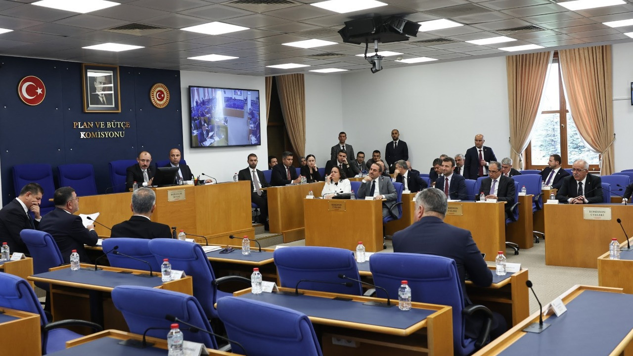 TBMM'de AKP grubunda 'emlak vergisi' toplantısı