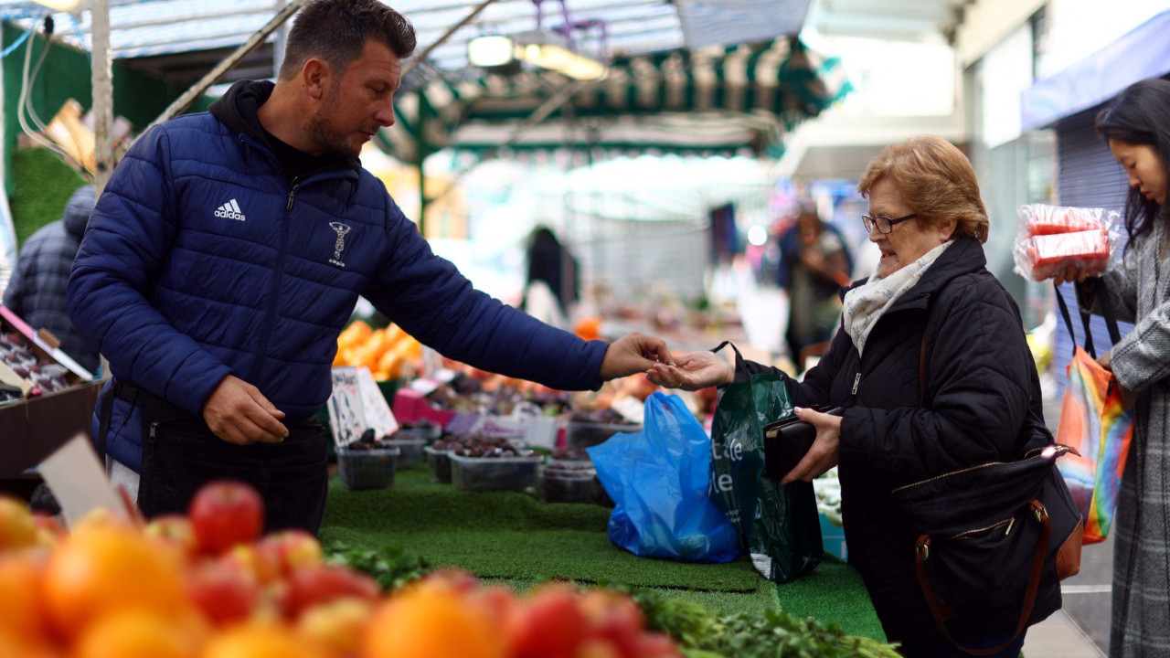 İngiltere'de enflasyon beklentinin altında kaldı
