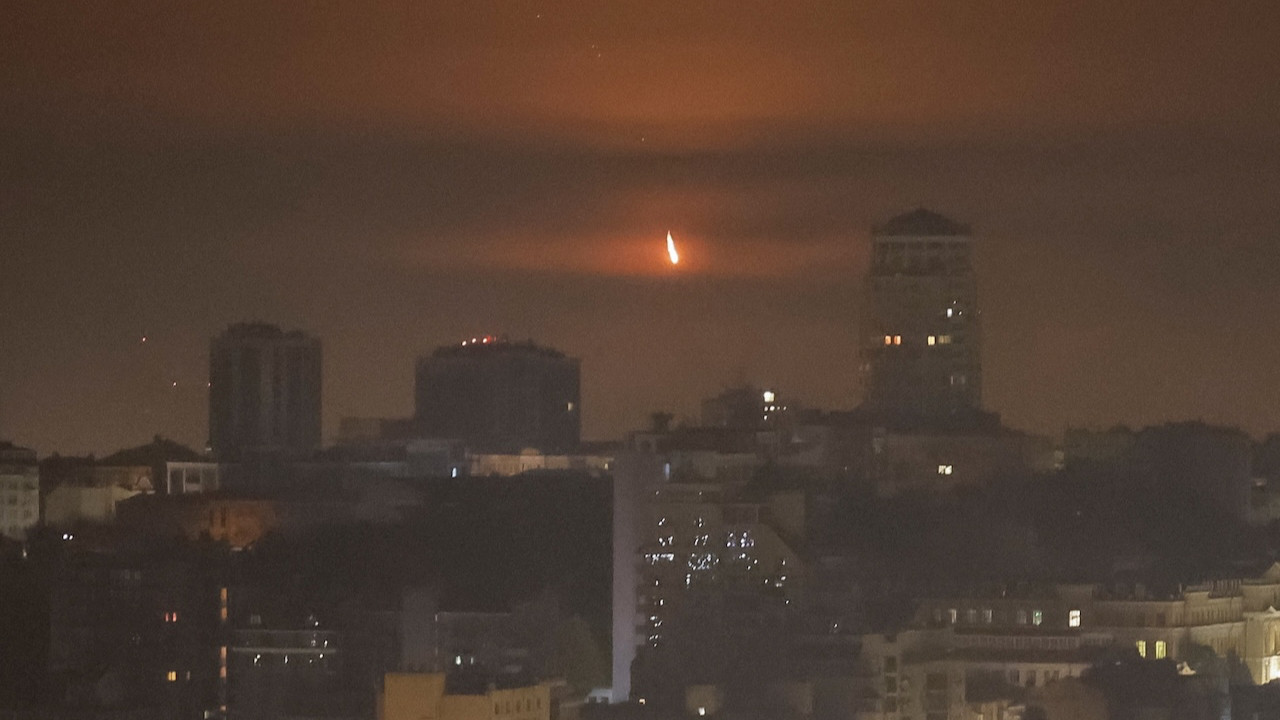 Rusya, Kiev'i vurdu: Çocuklar öldü