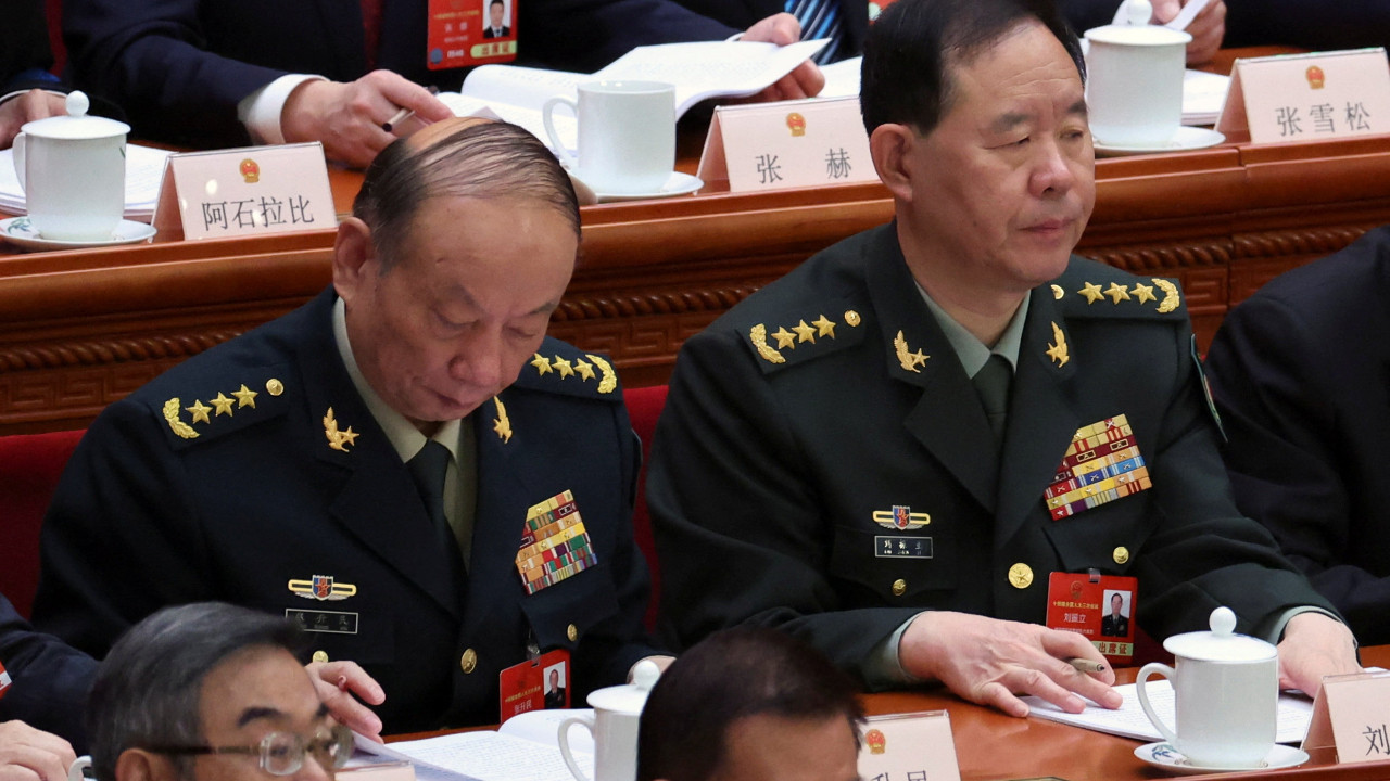 ÇKP'de deprem: 11 üye görevden alındı