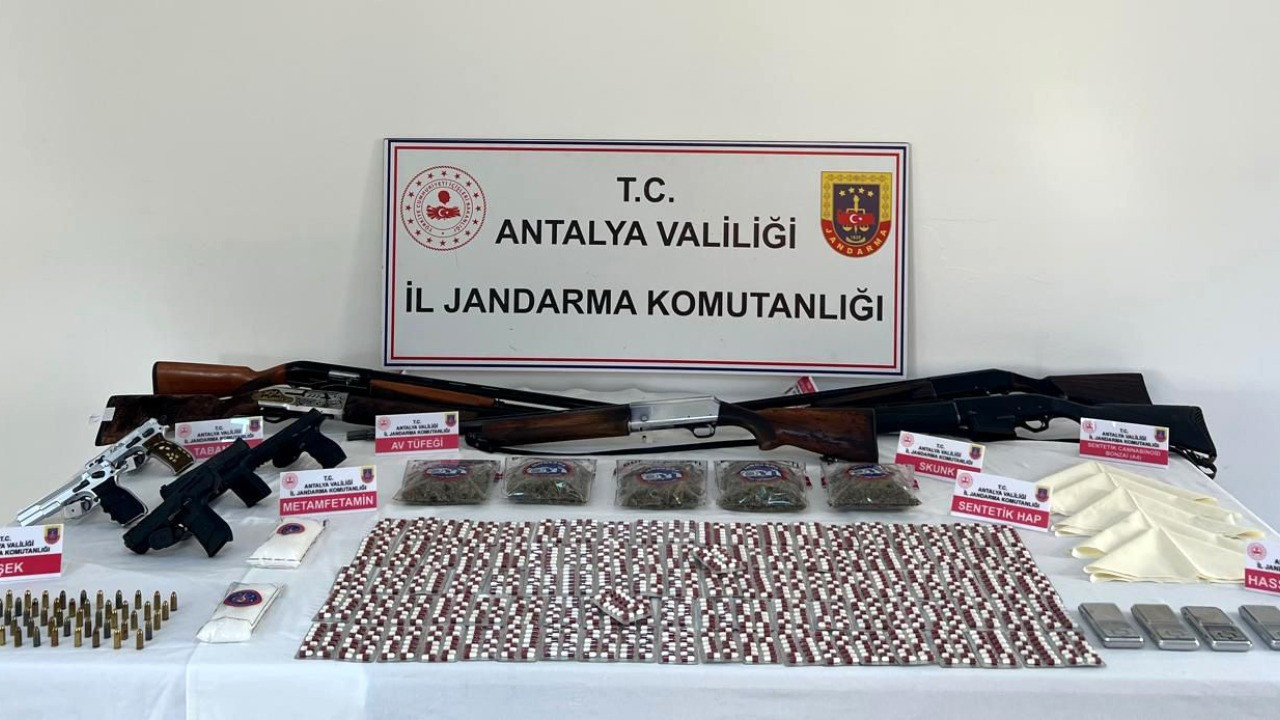 Narkotik operasyonunda uyuşturucular soda şişesinden çıktı