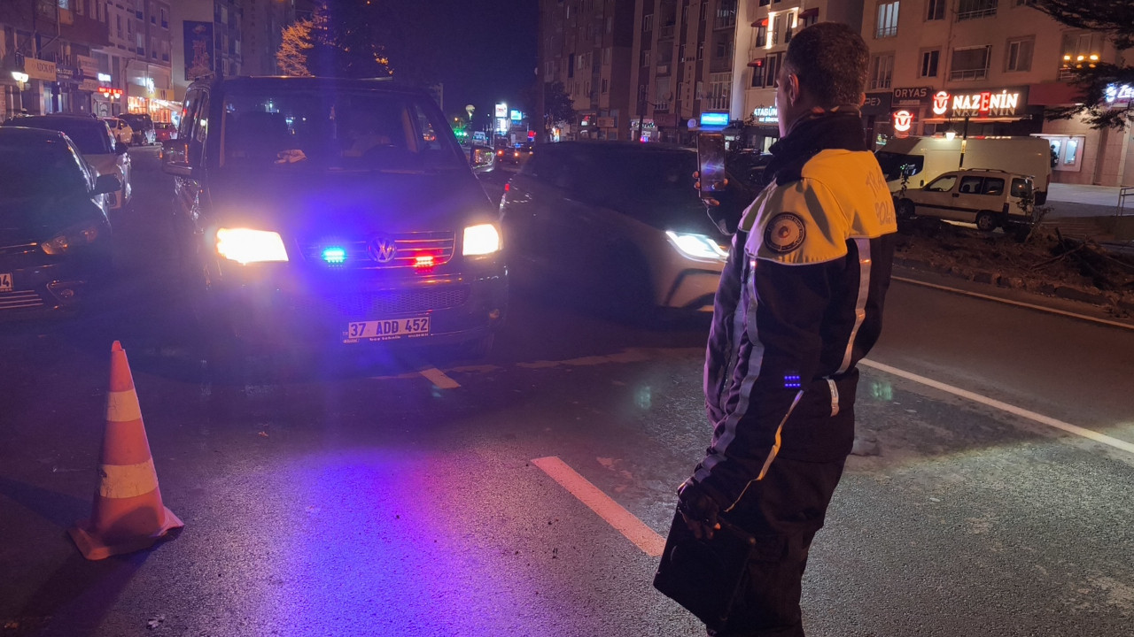 Karakola çakarlı araçla geldi, 276 binlik oldu