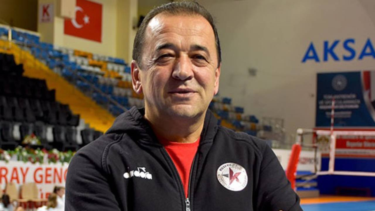 Kuzeyboru, başantrenör Mehmet Bedestenlioğlu ile yollarını ayırdı