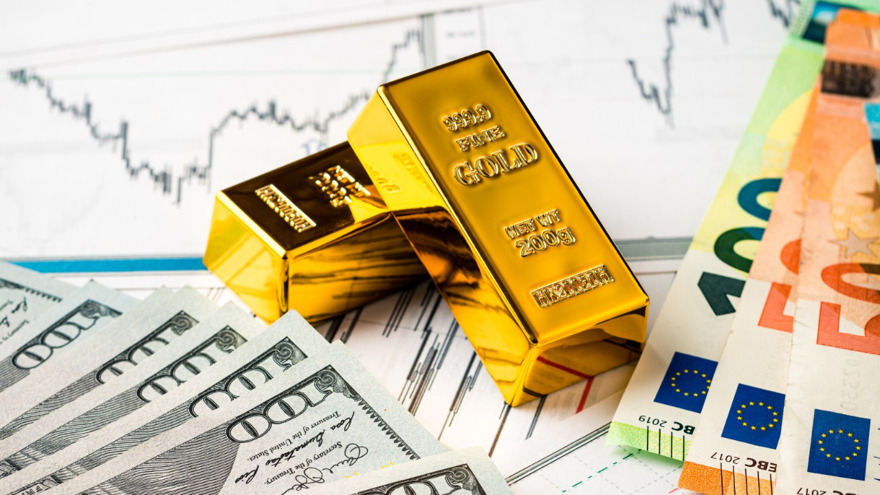 Dövizde 17 ay sonra ilk