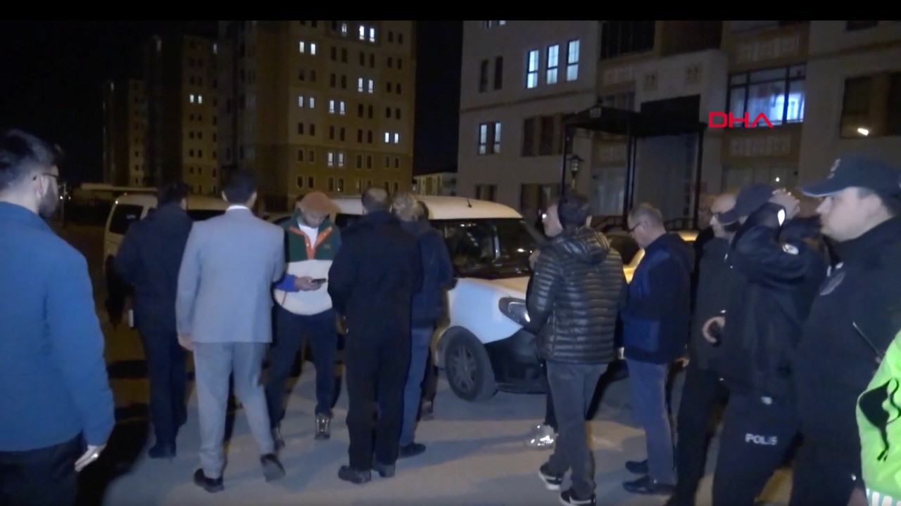 Emniyet'in bahçe duvarına tırmandı, polisi alarma geçirdi: 'Emaneti alacaktım'