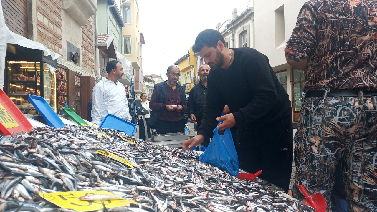 Edirne'de poşet poşet satıldı: Kilosu 50 TL'ye düştü