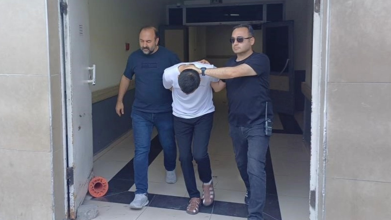 Camide boğazını kestiği adamın karısına 'Şimdi git leşini topla' demiş