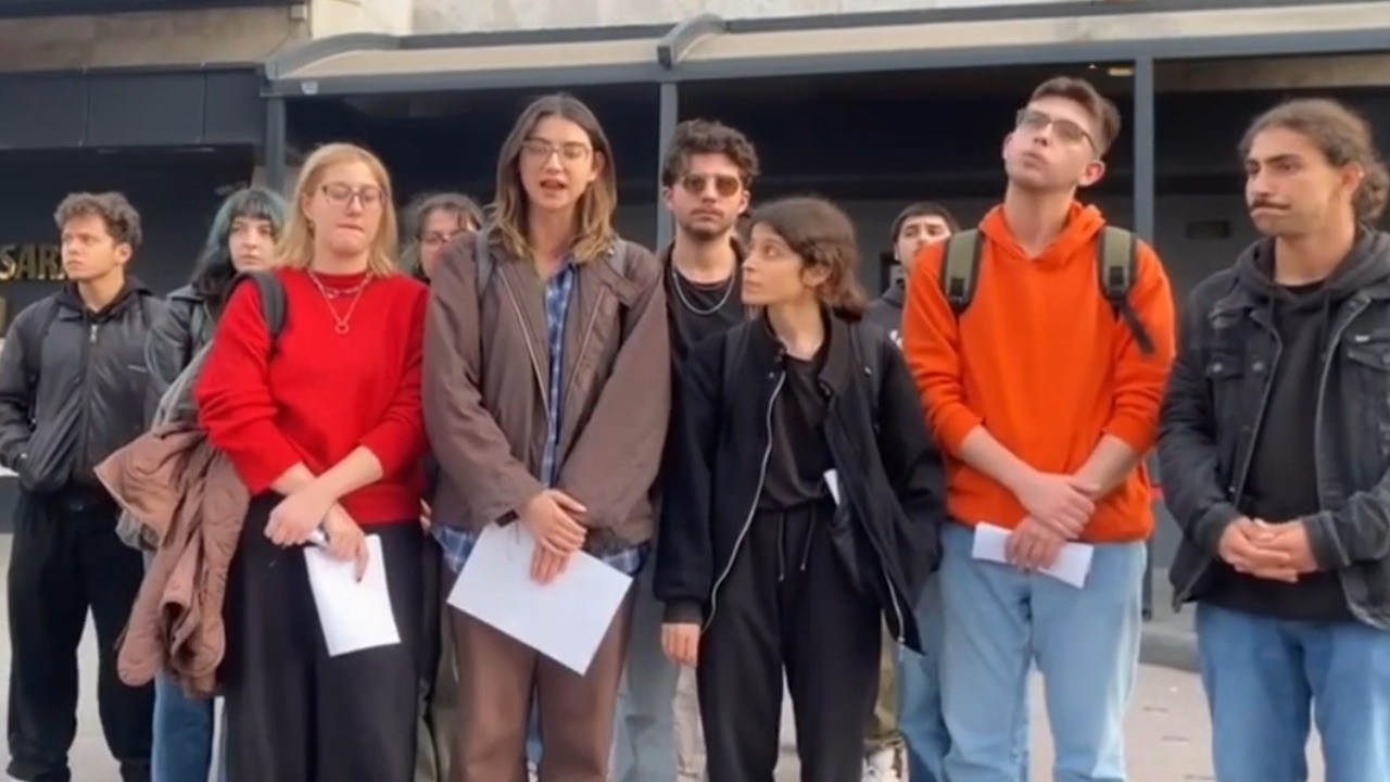 Ege Üniversitesi'nde eylemde gözaltına alınan 5 öğrenci serbest bırakıldı