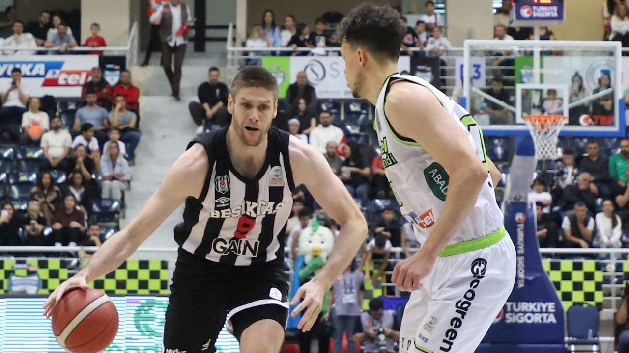 Beşiktaş GAİN, Merkezefendi Belediyesi'ni farklı yendi: 77-95