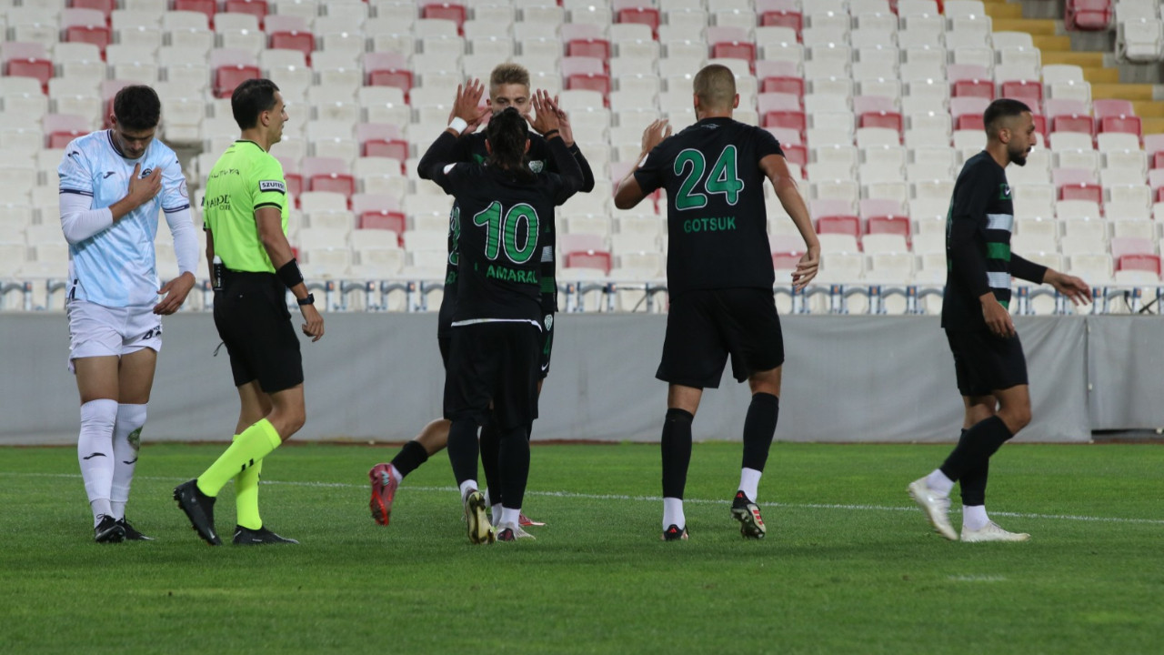 Serik'ten Adana Demir'e 4 gollü tarife