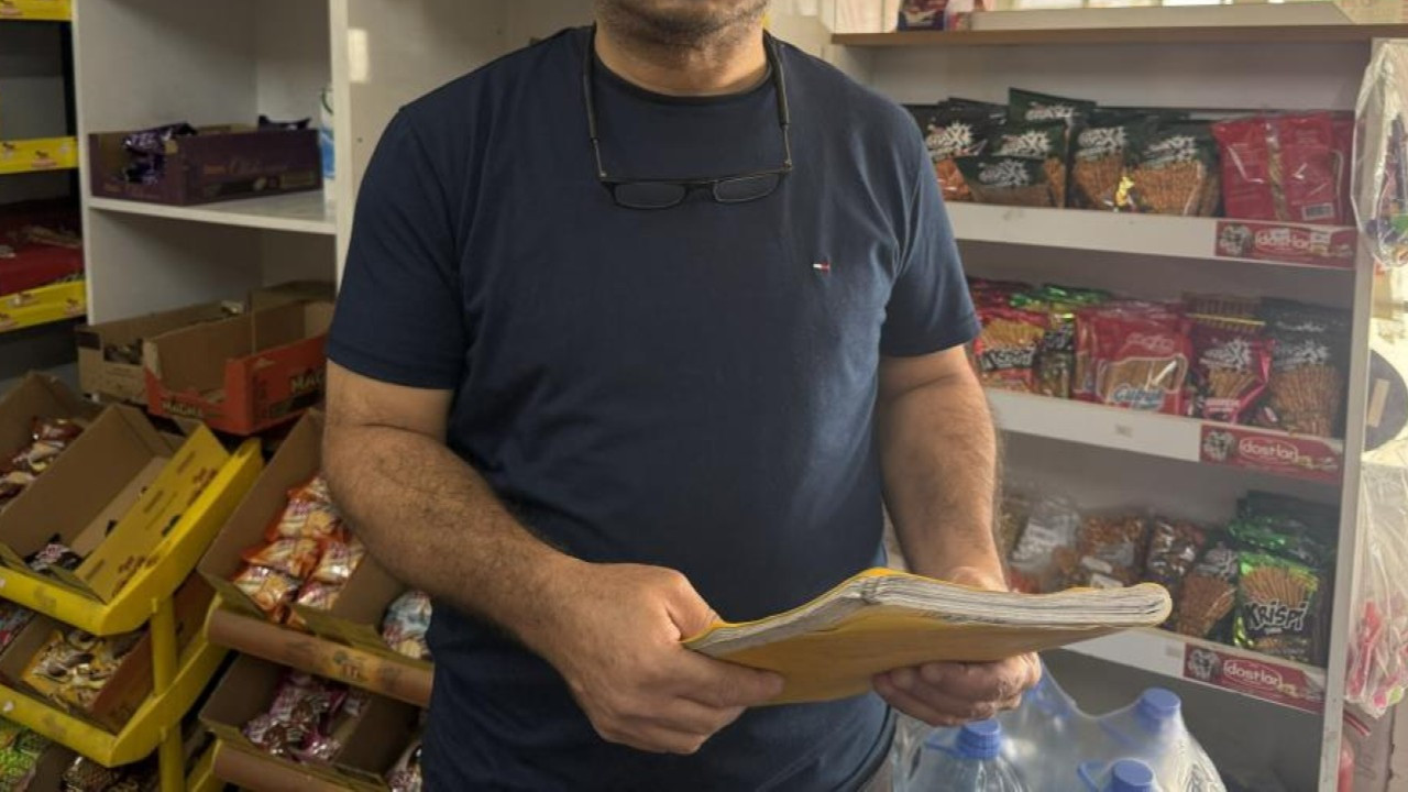 Bakkal değil sanki müze: Tarihi geçmiş 65 çeşit ürün...