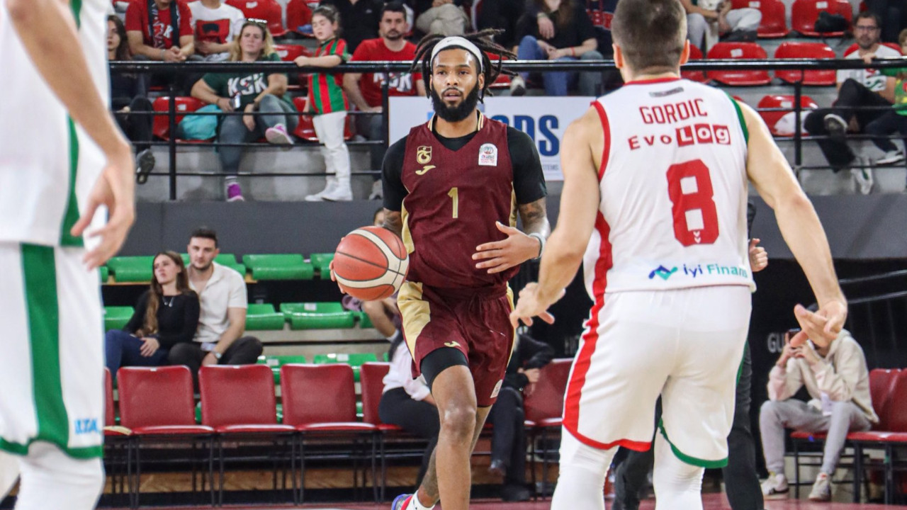 Karşıyaka'ya bir çelme de Trabzon attı