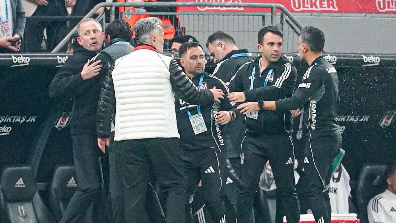 Beşiktaş'tan hakem tepkisi: Kural Fenerbahçe'ye ve Galatasaray'a farklı mı işliyor?