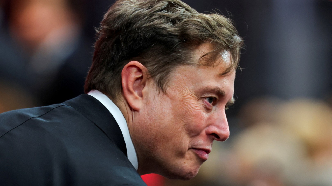 Dünyanın en büyük varlık fonundan Musk'ın maaşına itiraz