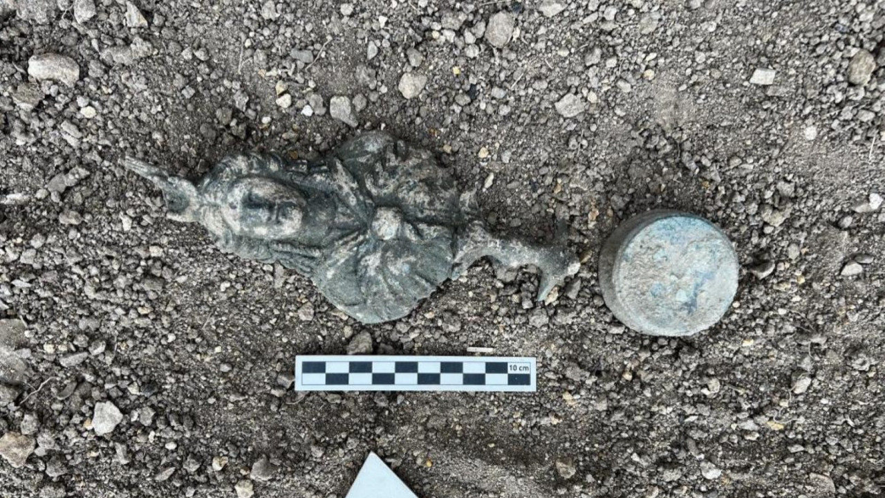 Gümüşhane'de 150 yıl sonra tarihi keşif: Mısır Tanrıçası büstü bulundu