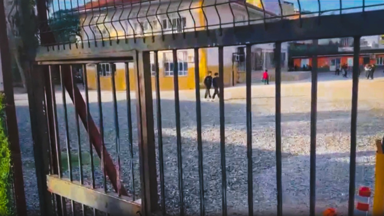 Mağduriyet büyüyor: 1300 öğrenci 19 derslikte eğitim görüyor