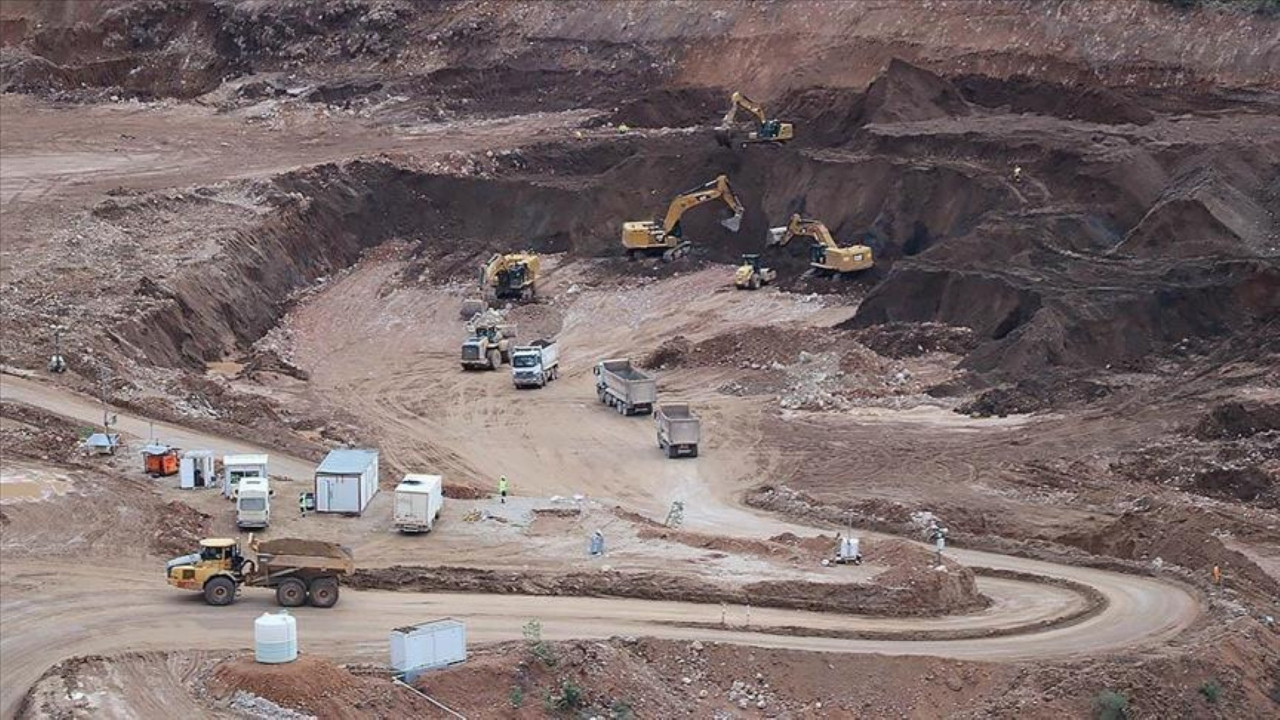 Erdemir hisseleri altın madeni açıklaması sonrası çakıldı