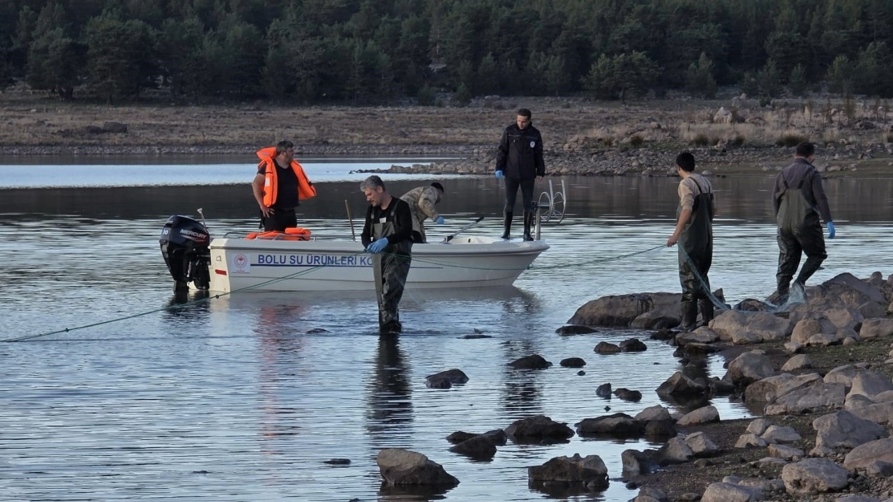 500 balık canlı kurtarıldı