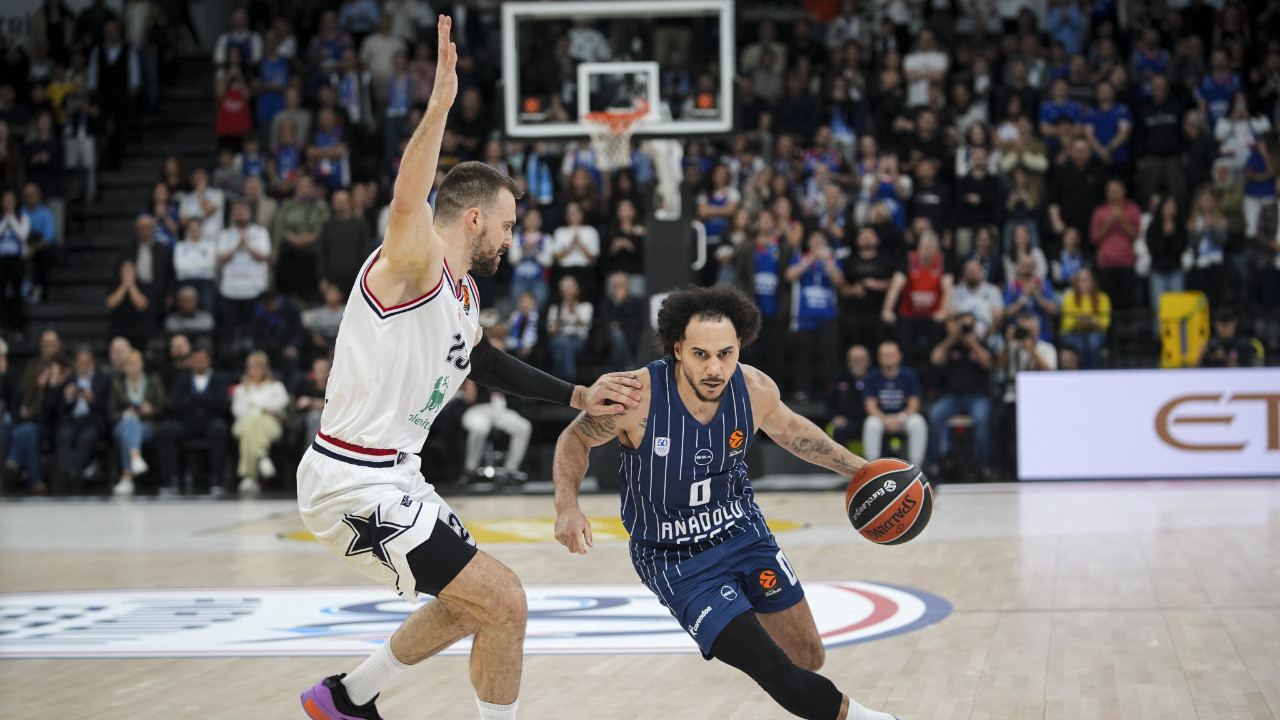 Anadolu Efes, Virtus Bologna deplasmanında çıkış yakalamak istiyor