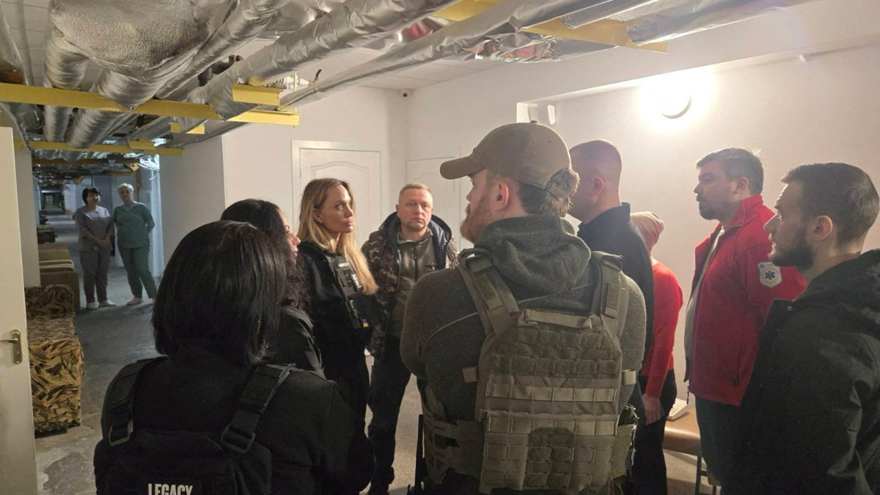 Kurşun geçirmez yelekle ziyaret etmişti: 'Angelina Jolie'nin şoförü zorla askere alındı' iddiası