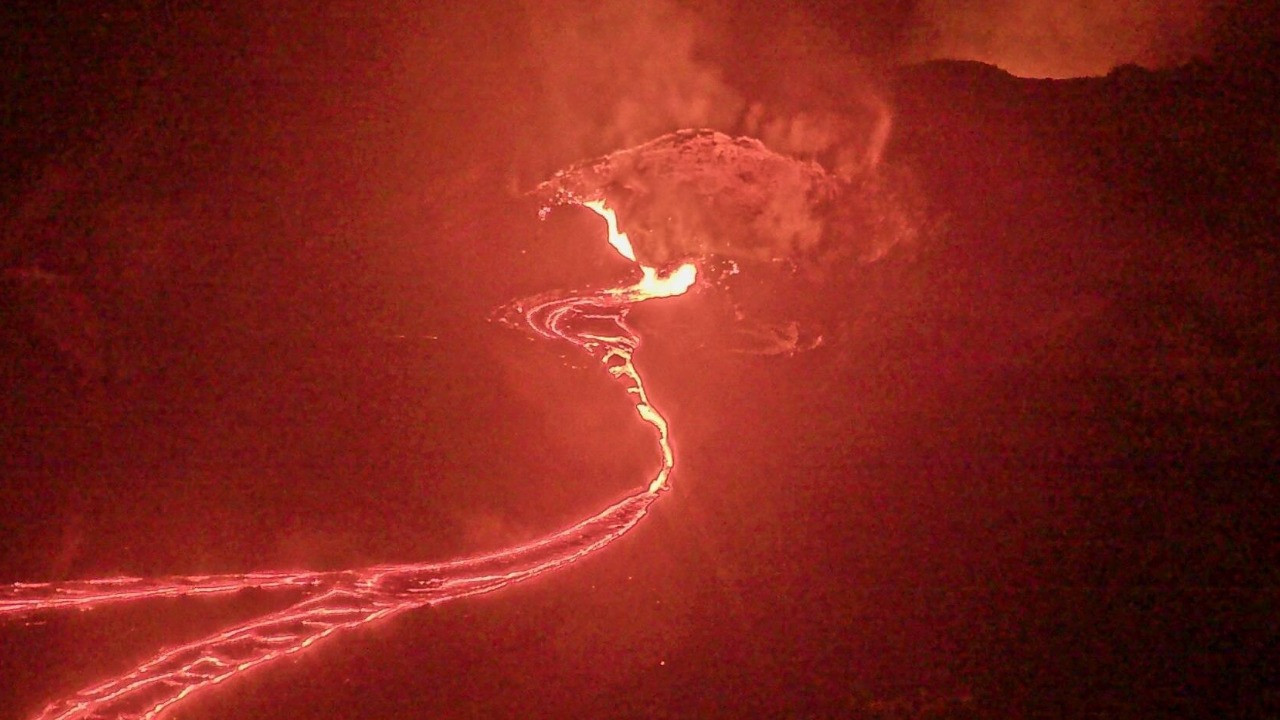 Kilauea Yanardağı'nda 36'ncı patlama öncesi lav akıntıları