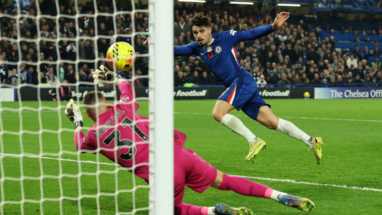 Arsenal son dakikada yıkıldı, Chelsea ikinci sıraya yükseldi