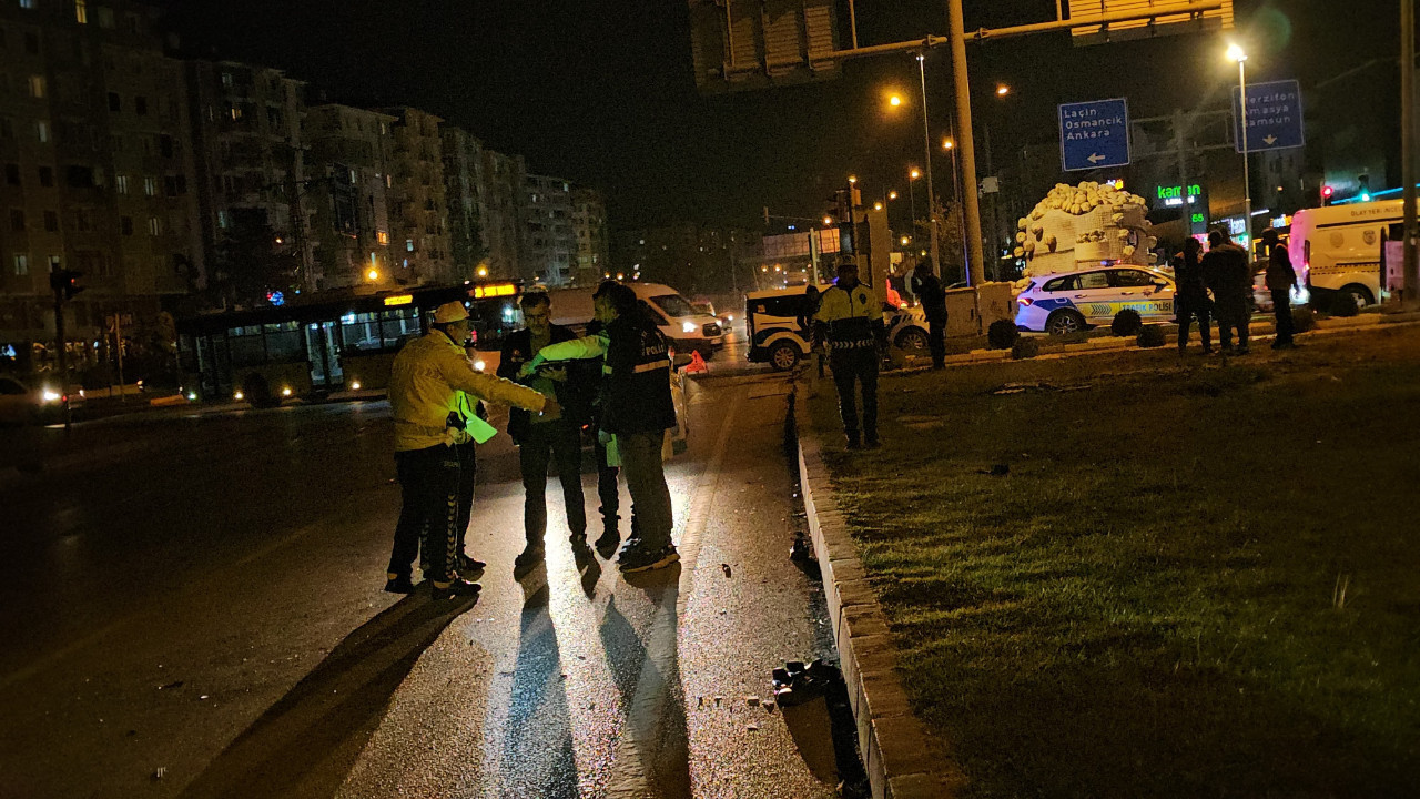 TIR'ın ezdiği kadın kurtarılamadı