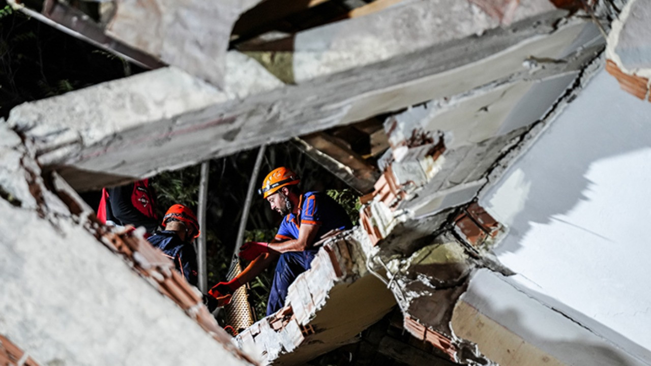 Türkiye’nin yeni deprem üssü mü? Sındırgı’da olağanüstü hareketlilik