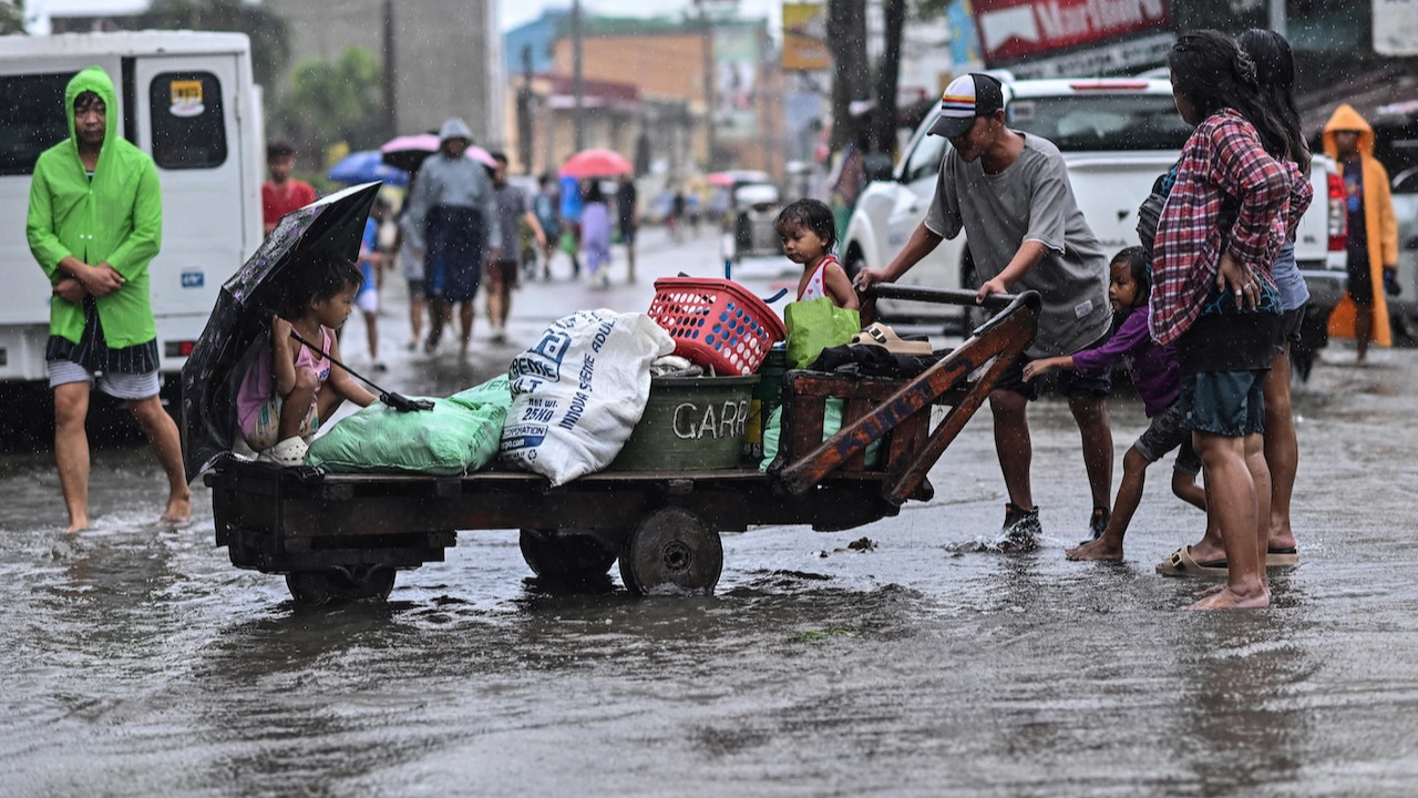 UNHCR: Doğal afetler 10 yılda 250 milyon kişiyi yerinden etti