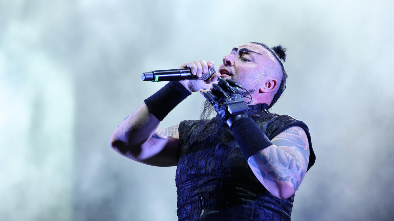 Acı tesadüf: Hayko Cepkin şehit askerlerle birlikte uçmuş