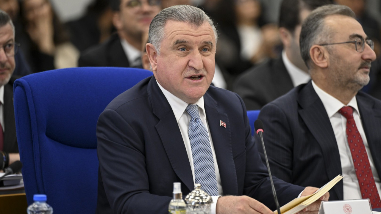 Osman Aşkın Bak’tan bahis açıklaması: ‘Kim ne yaptıysa hesabı sorulacak’