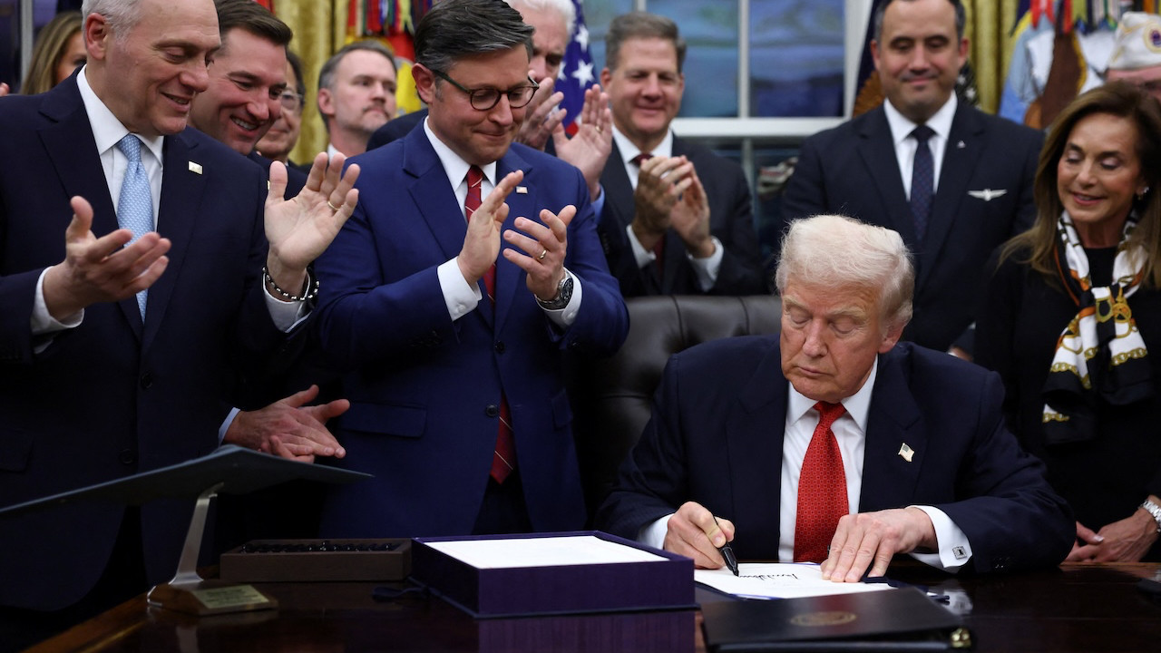 Oylama sonrasında Trump duyurdu: Hükümet faaliyetlere devam edecek