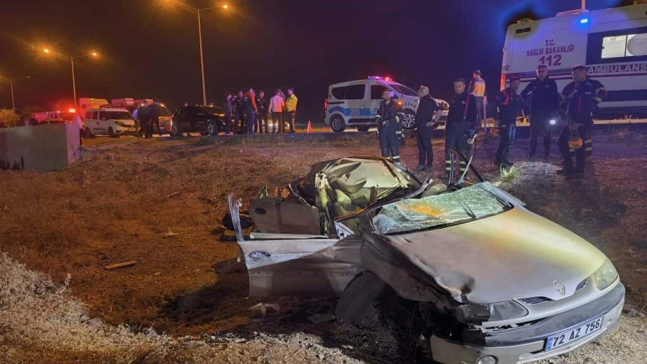 Küçük kardeşler yan yana can verdi