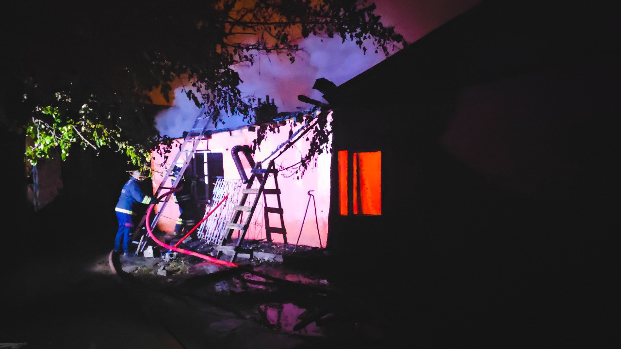 Alevler aniden dört bir yanı sardı, herkes seferber oldu