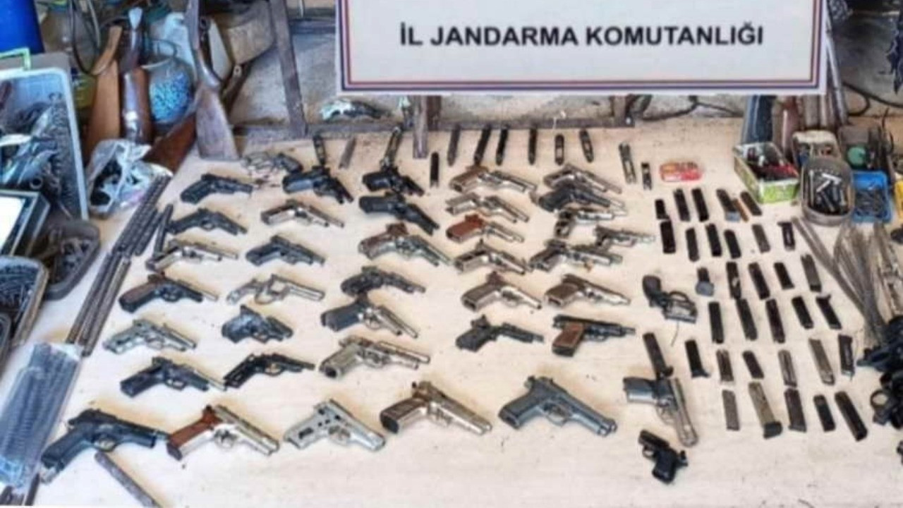 Kaçak silah imalathanesinde 30 binin üzerinde fişek ele geçirildi