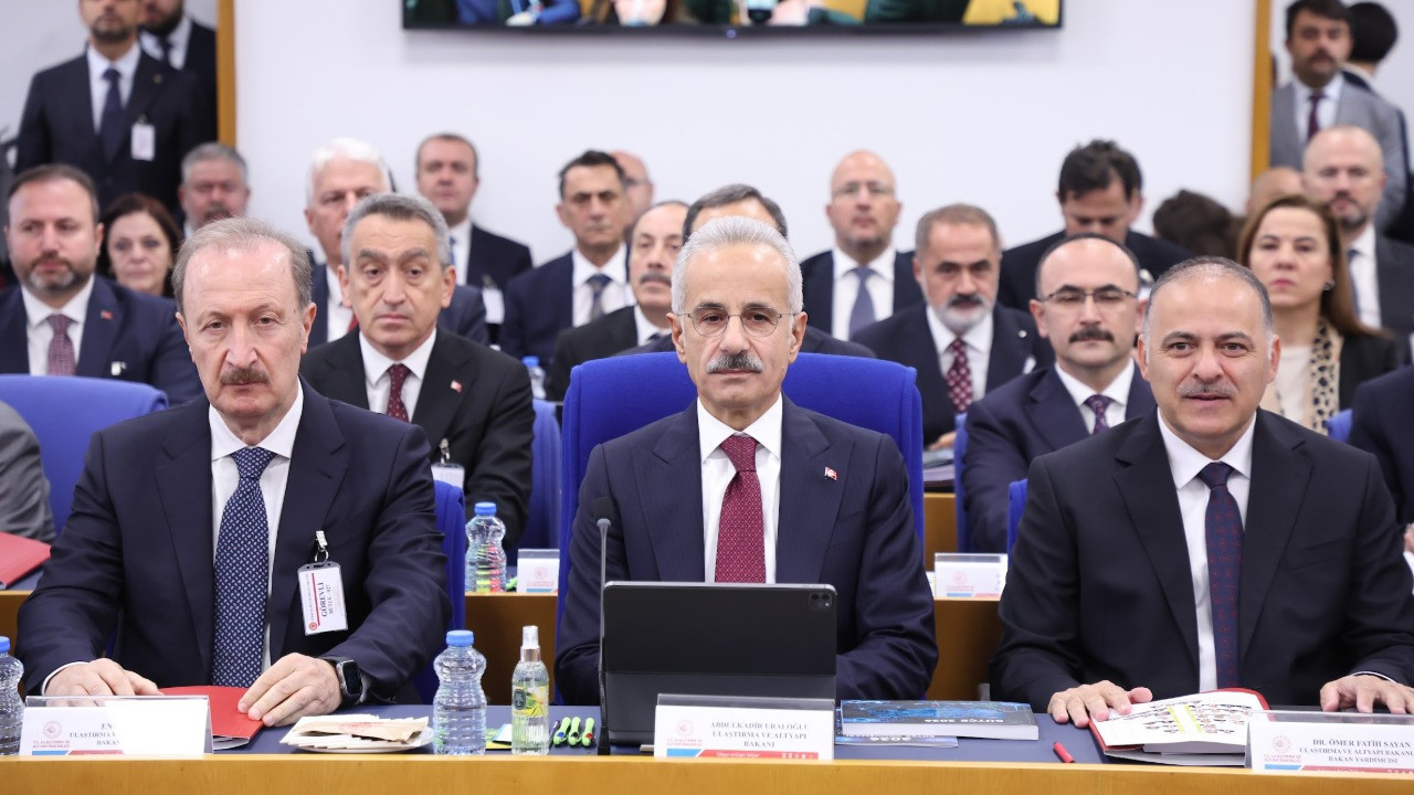 Meclis’te ajanlık tartışması