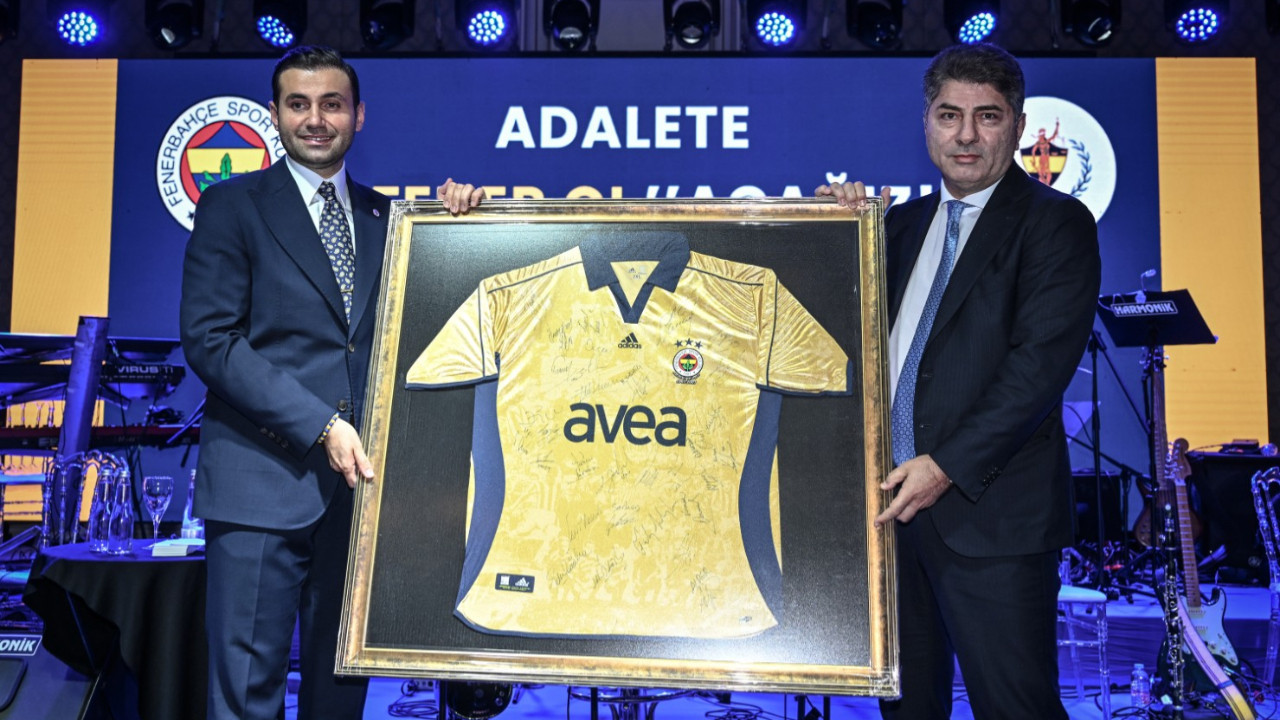 Hakan Safi, 1 milyon TL'ye Fenerbahçe forması satın aldı