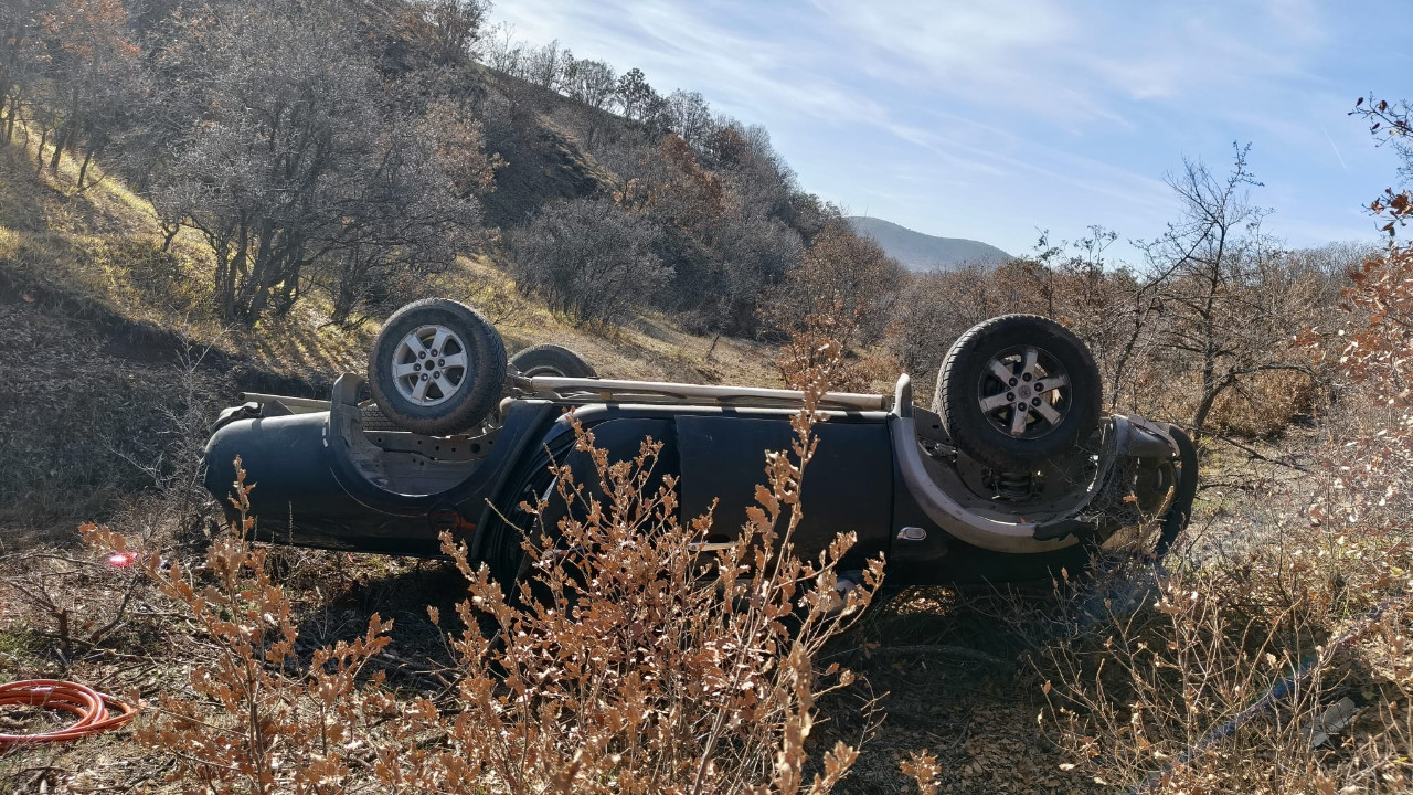 Köylüler arıyordu: Kayıp öğretmen kamyonetinde ölü bulundu