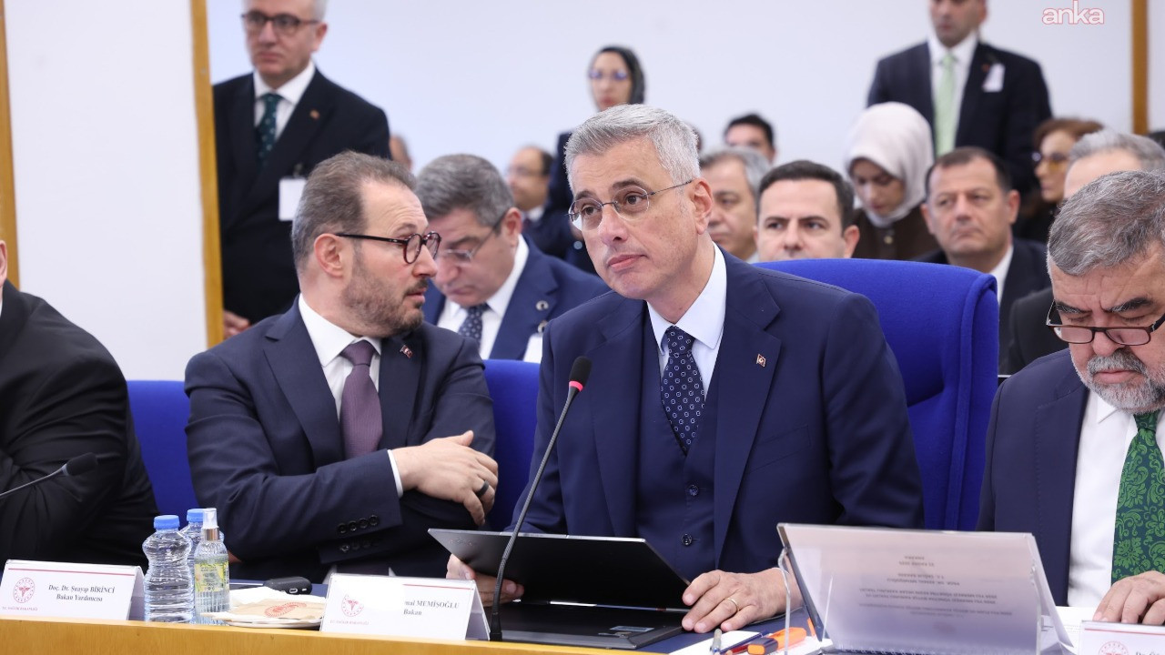 Sağlık Bakanı'ndan tartışmalı yönetmelikle ilgili açıklama